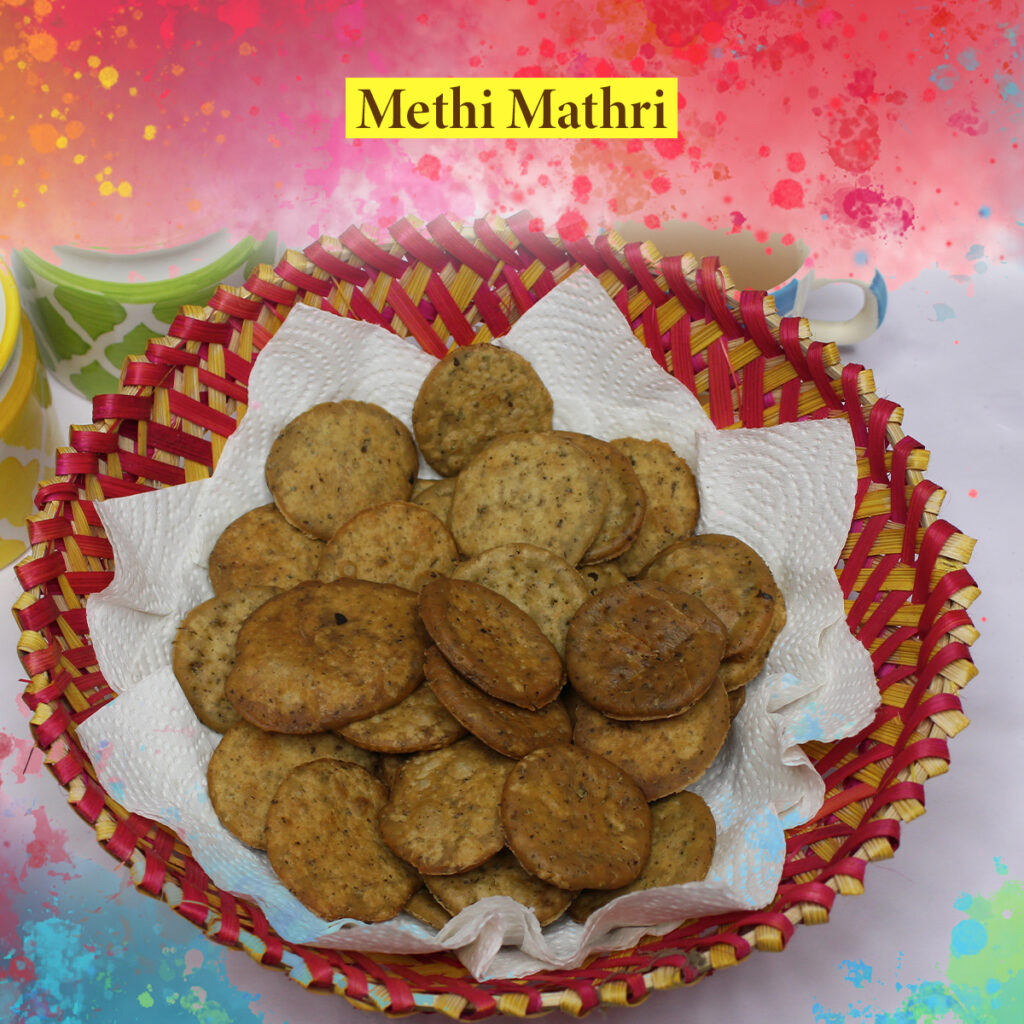 Methi Mathri Recipe