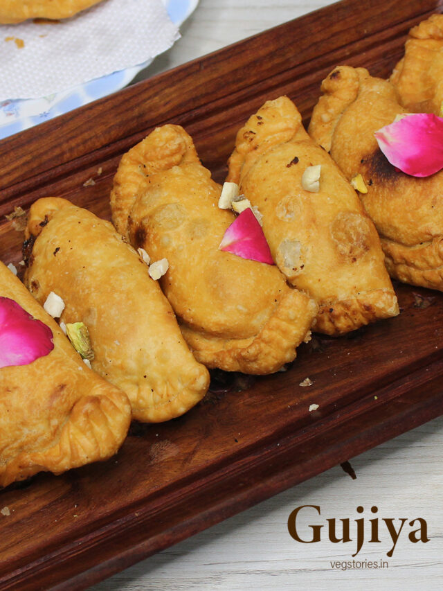 Gujiya – Kajji Kayalu Recipe
