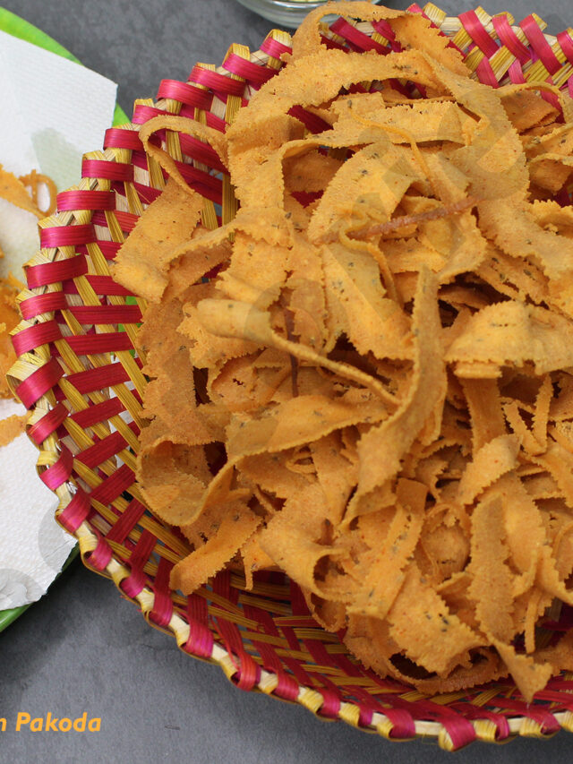 Ribbon Pakoda | Ribbon Murukku Recipe